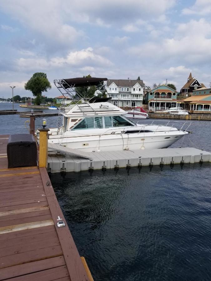 Hills Motel & Marina Alexandria Bay Eksteriør billede