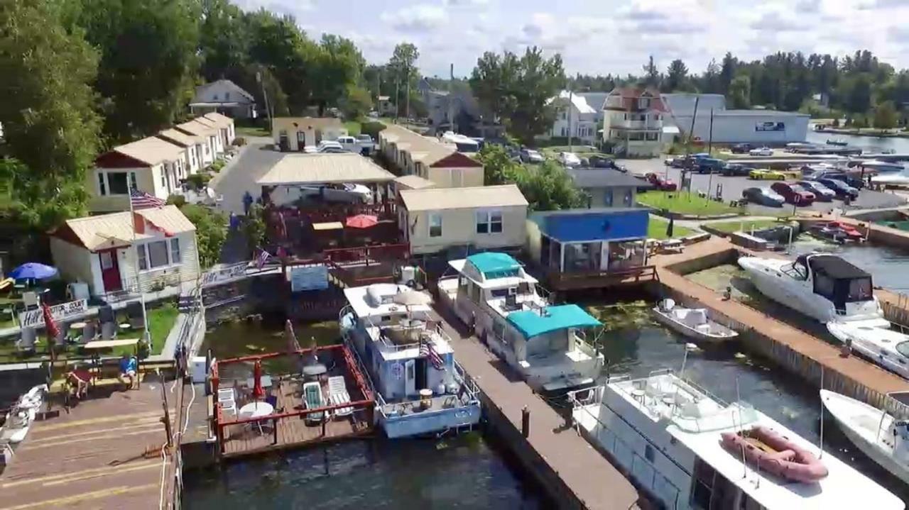 Hills Motel & Marina Alexandria Bay Eksteriør billede